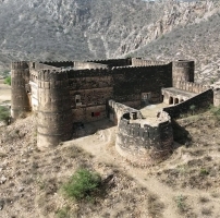 Ajabgarh Fort built in 16 Century In Suryavanshi Rajput King Raja Ajab Singh Rajawat, grandson of Maharaja Madho Singh Kachwaha of Amer