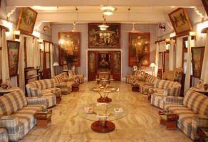 Royal Room at Bhanwar Vilas Palace